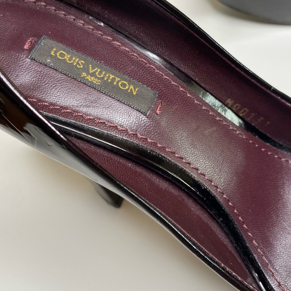 Louis Vuitton Monogram Vernis Lether Shoes - Picture 4 of 12
